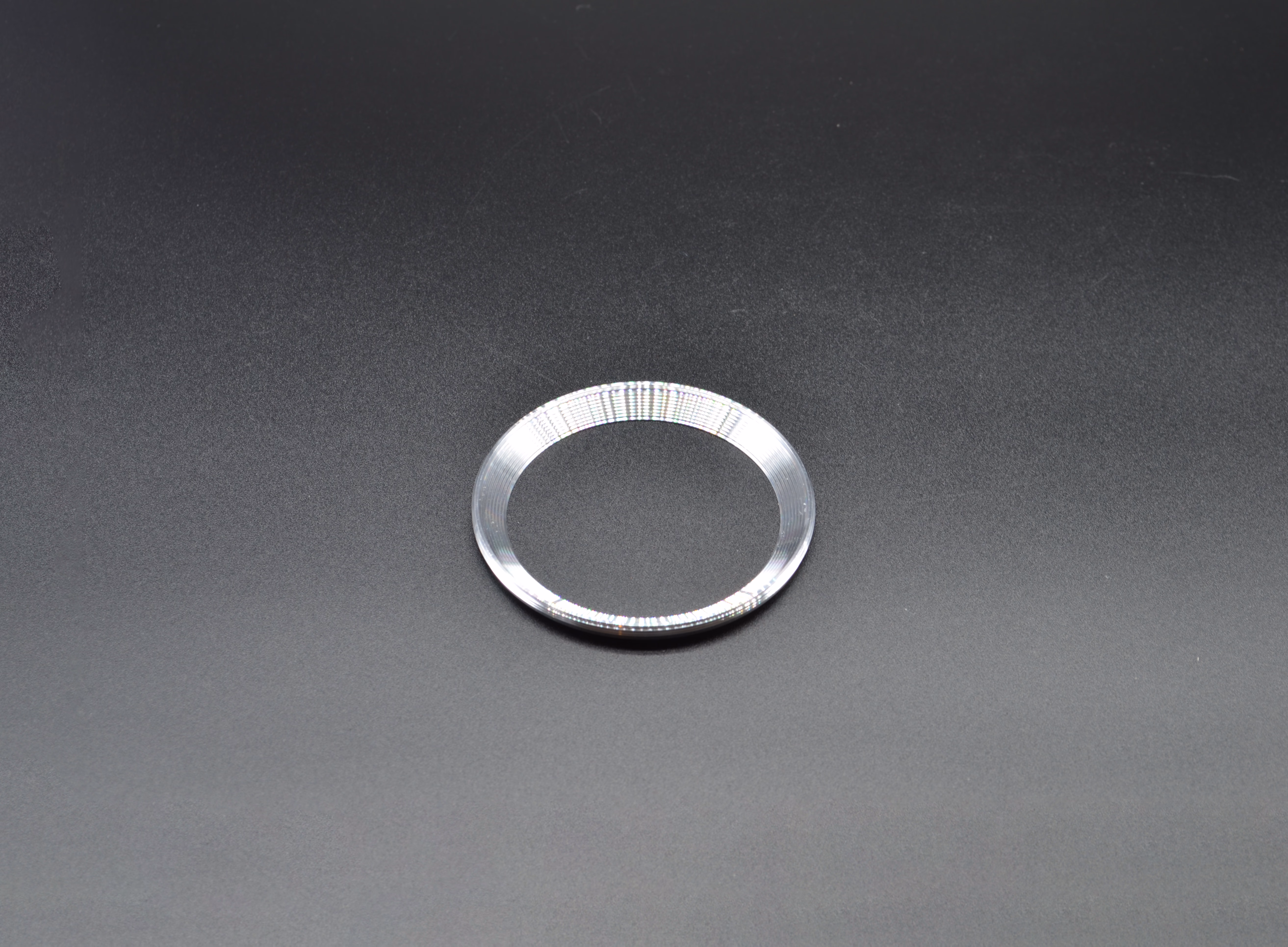 リブ付きメタルリング